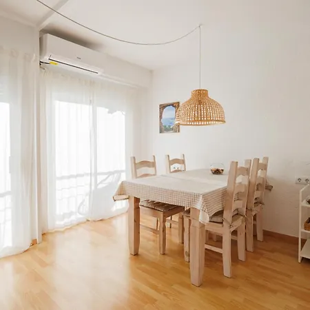 Apartment Vistes Al Mar Ideal Per Parelles I Teletreball *